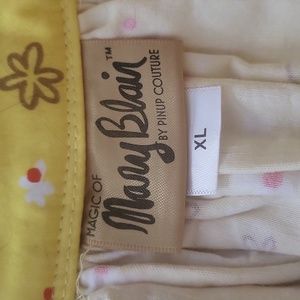 Full circle skirt . Gorgeous yellow